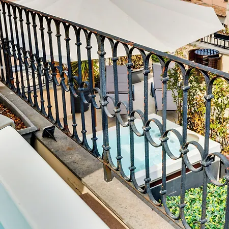 V Collection Relais Badoer Bed & Breakfast 4*
