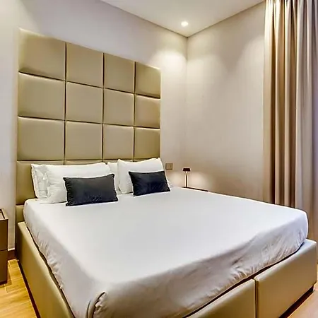 V Collection Relais Badoer Couette-café 4*