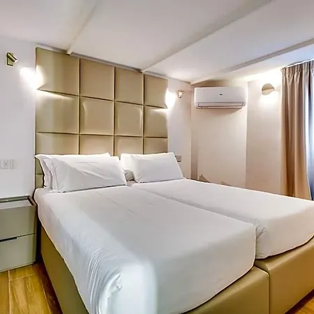 V Collection Relais Badoer