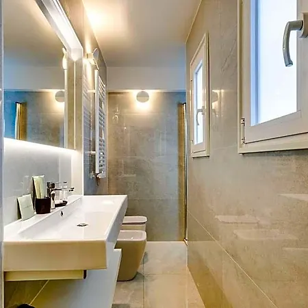 Bed and Breakfast V Collection Relais Badoer 4*